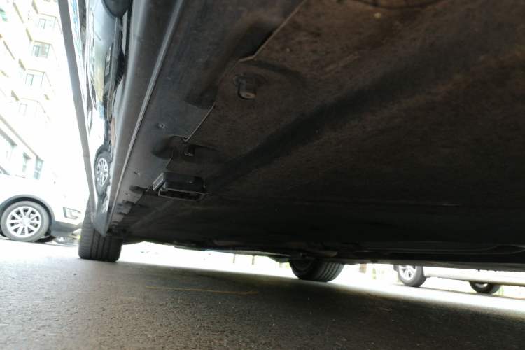 Used Mercedes-Benz Maybach S-Class 2018 S 450 4MATIC Chassis Rear Left