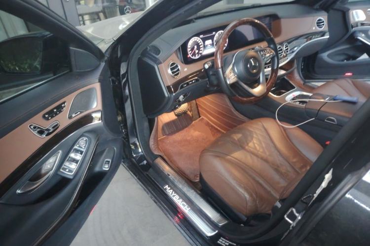 Used Mercedes-Benz Maybach S-Class 2018 S 450 4MATIC Driver Seat