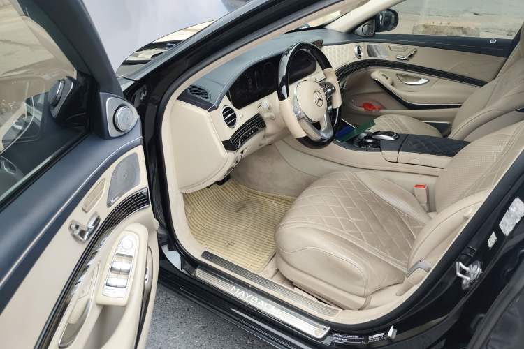 Used Mercedes-Benz Maybach S-Class 2018 S 680 Driver Seat