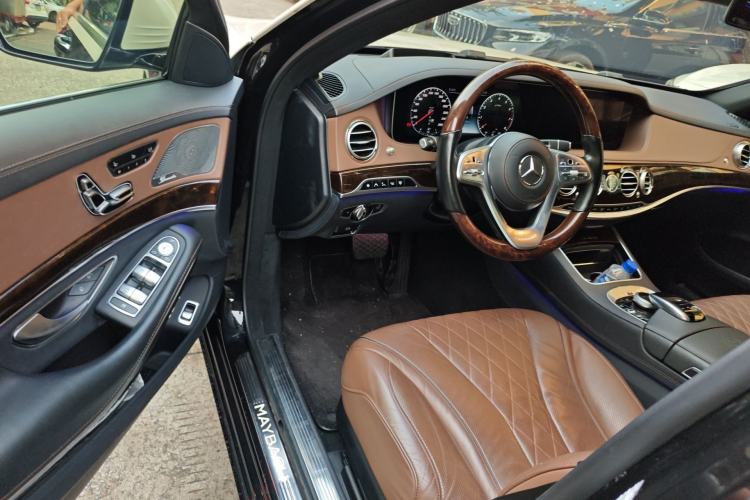 Used Mercedes-Benz Maybach S-Class 2018 S 560 4MATIC Driver Seat