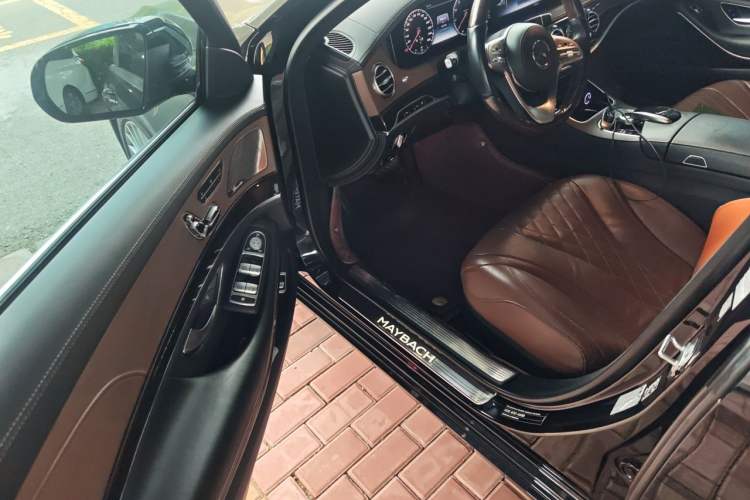 Used Mercedes-Benz Maybach S-Class 2018 S 450 4MATIC Driver Seat