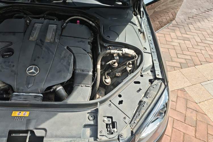 Used Mercedes-Benz Maybach S-Class 2018 S 450 4MATIC Engine Bay Left