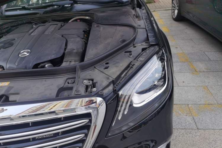 Used Mercedes-Benz Maybach S-Class 2018 S 450 4MATIC Engine Bay Left