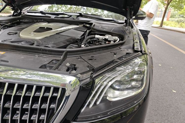 Used Mercedes-Benz Maybach S-Class 2018 S 680 Engine Bay Left