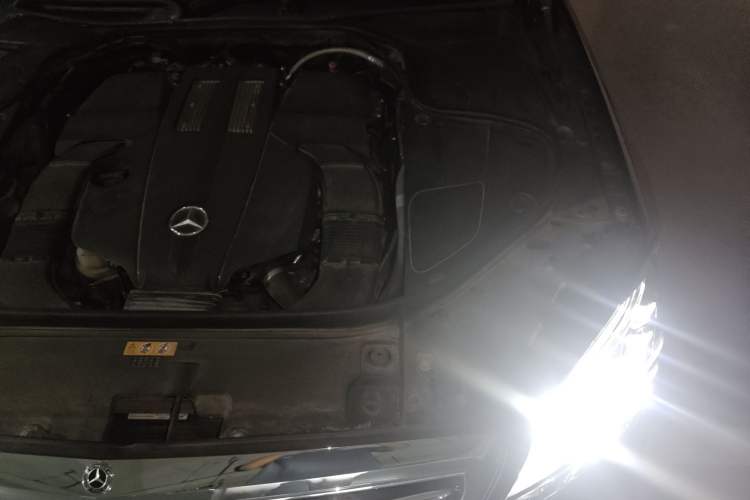 Used Mercedes-Benz Maybach S-Class 2018 S 450 4MATIC Engine Bay Left