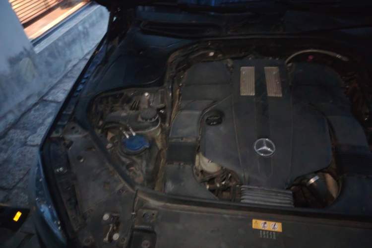 Used Mercedes-Benz Maybach S-Class 2018 S 450 4MATIC Engine Bay Right