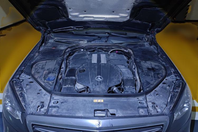 Used Mercedes-Benz Maybach S-Class 2018 S 450 4MATIC Engine Bay