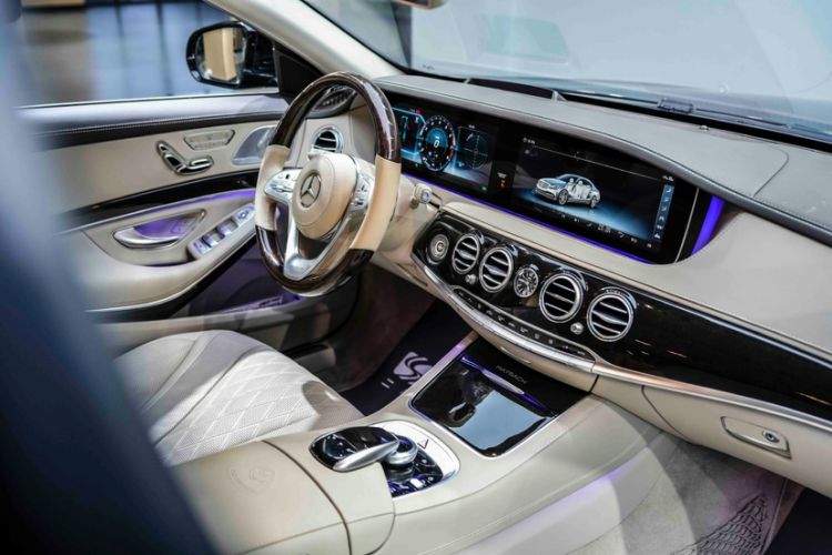 Used Mercedes-Benz Maybach S-Class 2018 S 450 4MATIC Exterior 4