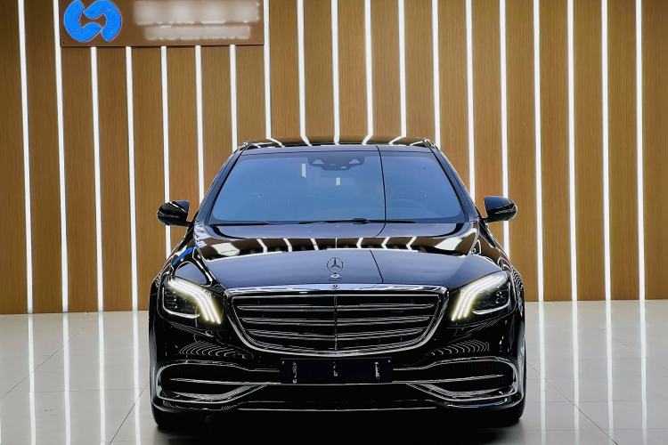 Used Mercedes-Benz Maybach S-Class 2018 S 560 4MATIC Exterior 6
