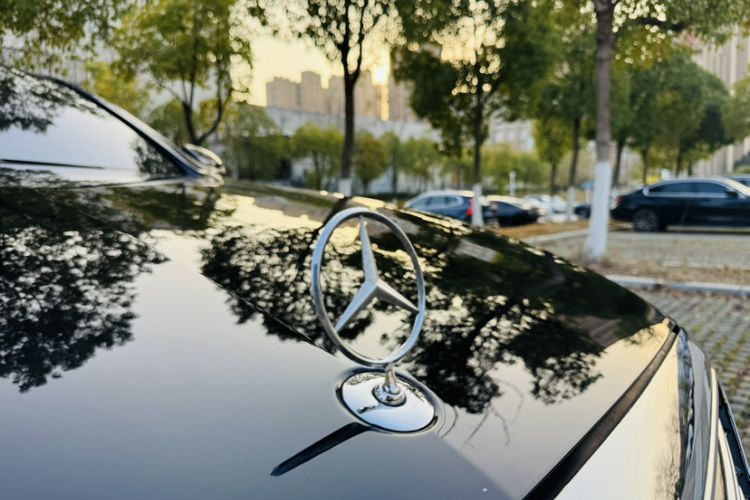 Used Mercedes-Benz Maybach S-Class 2018 S 450 4MATIC Exterior 8