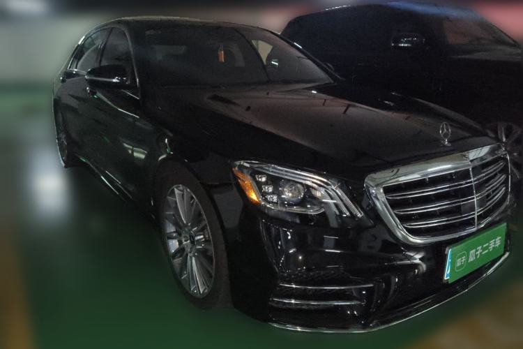 Used Mercedes-Benz Maybach S-Class  Front Right 45 Deg