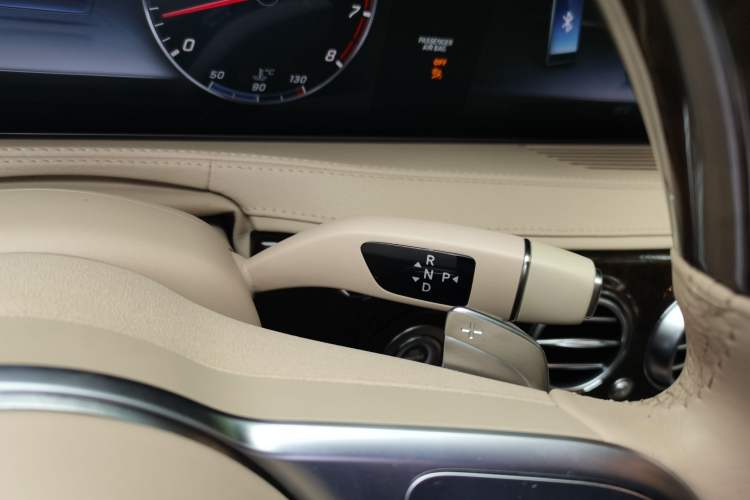 Used Mercedes-Benz Maybach S-Class 2018 S 450 4MATIC Gear Lever