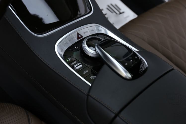 Used Mercedes-Benz Maybach S-Class 2018 S 450 4MATIC Gear Lever