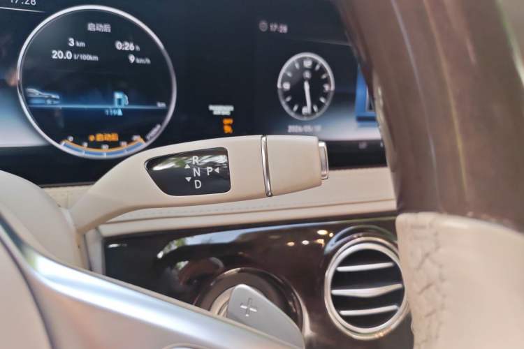 Used Mercedes-Benz Maybach S-Class 2018 S 450 4MATIC Gear Lever