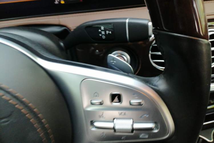 Used Mercedes-Benz Maybach S-Class 2018 S 450 4MATIC Gear Lever