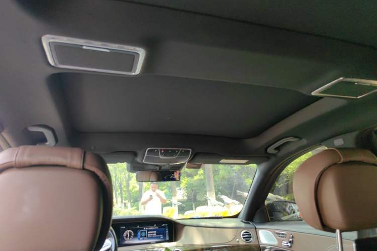 Used Mercedes-Benz Maybach S-Class 2018 S 450 4MATIC Headliner