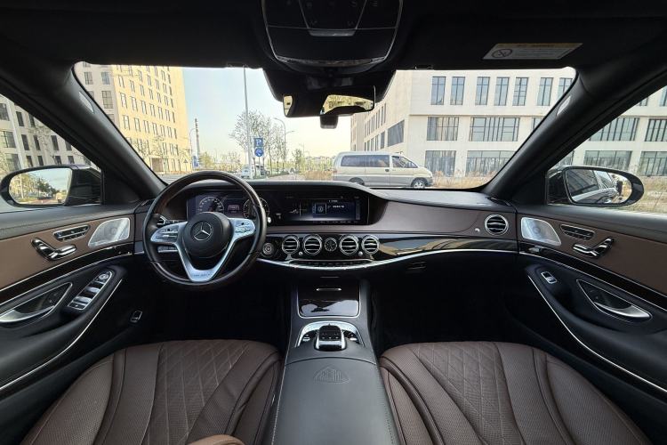 Used Mercedes-Benz Maybach S-Class 2018 S 450 4MATIC Interior 1