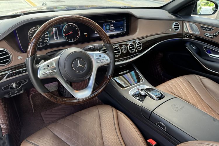 Used Mercedes-Benz Maybach S-Class 2018 S 450 4MATIC Interior 1