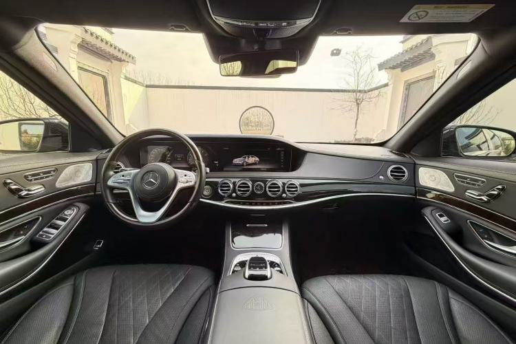 Used Mercedes-Benz Maybach S-Class 2018 S 450 4MATIC Interior 1