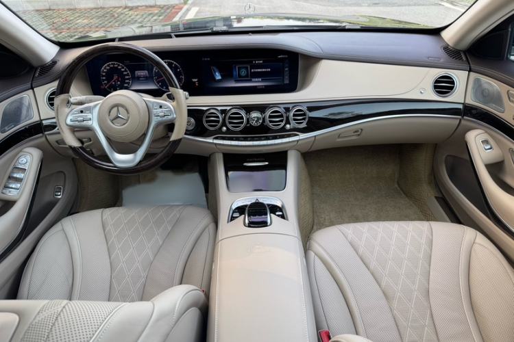 Used Mercedes-Benz Maybach S-Class 2018 S 450 4MATIC Interior 1