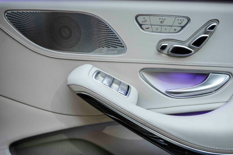 Used Mercedes-Benz Maybach S-Class 2018 S 450 4MATIC Interior 10