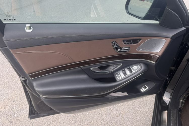 Used Mercedes-Benz Maybach S-Class 2018 S 450 4MATIC Interior 11