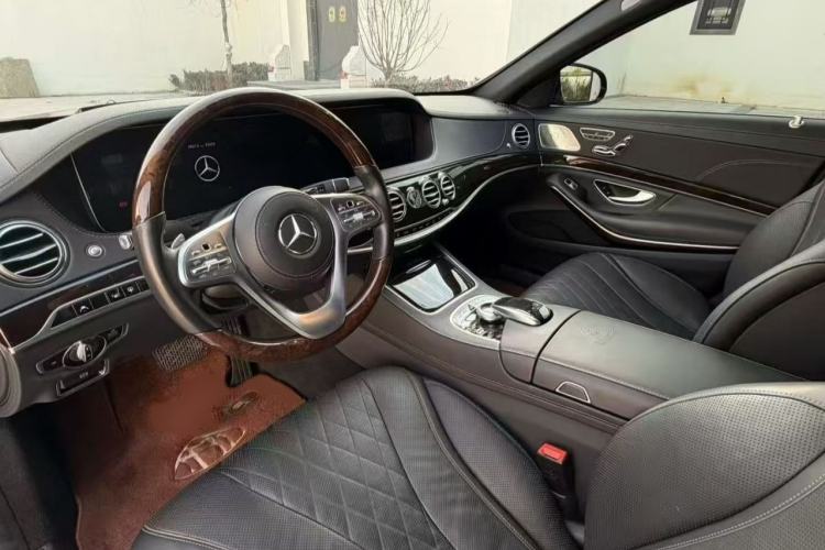 Used Mercedes-Benz Maybach S-Class 2018 S 450 4MATIC Interior 2
