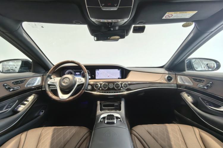 Used Mercedes-Benz Maybach S-Class 2018 S 560 4MATIC Interior 2