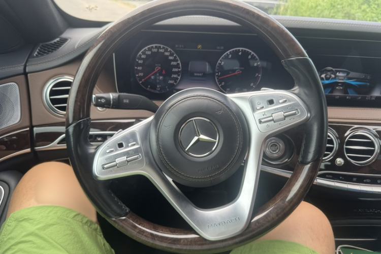 Used Mercedes-Benz Maybach S-Class 2018 S 450 4MATIC Interior 2