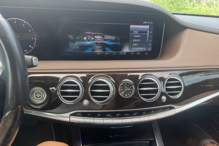 Used Mercedes-Benz Maybach S-Class 2018 S 450 4MATIC Interior 3