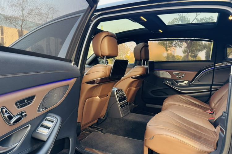 Used Mercedes-Benz Maybach S-Class 2018 S 450 4MATIC Interior 3