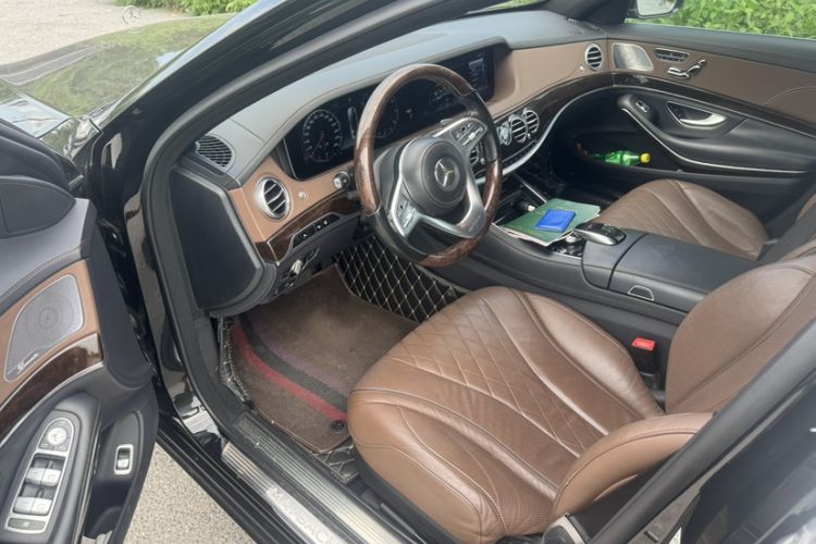 Used Mercedes-Benz Maybach S-Class 2018 S 450 4MATIC Interior 4