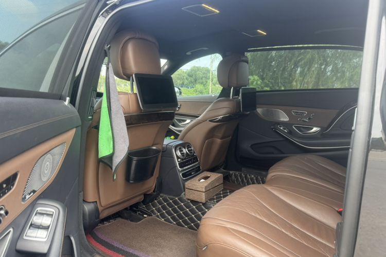 Used Mercedes-Benz Maybach S-Class 2018 S 450 4MATIC Interior 5