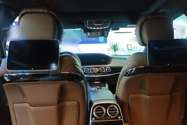 Used Mercedes-Benz Maybach S-Class 2018 S 450 4MATIC Interior 6