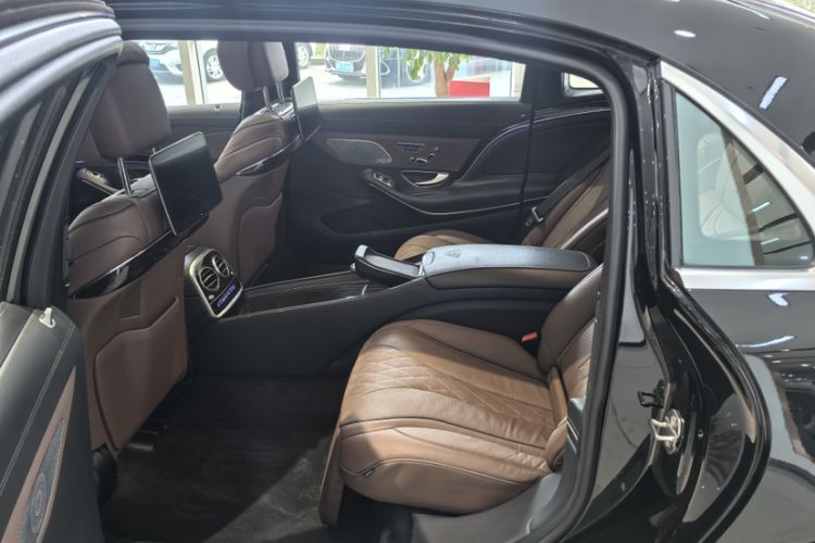 Used Mercedes-Benz Maybach S-Class 2018 S 560 4MATIC Interior 7