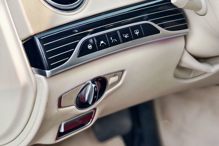 Used Mercedes-Benz Maybach S-Class 2018 S 680 Interior 7