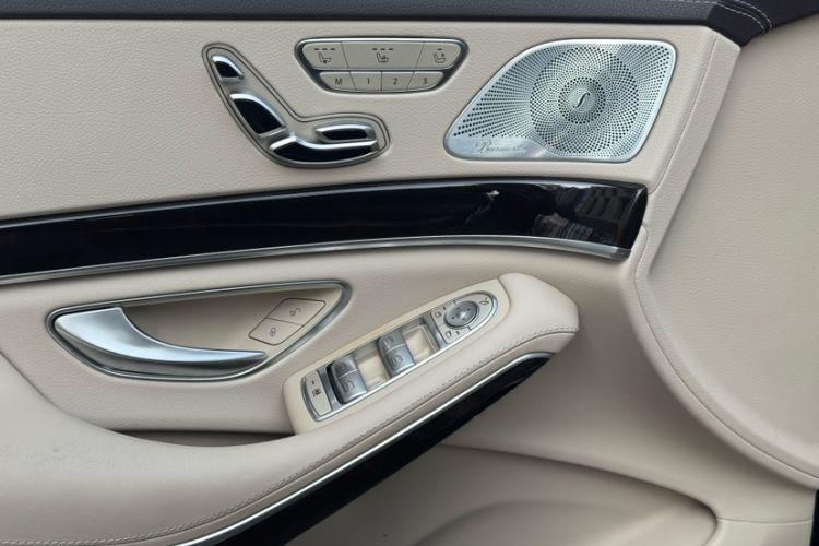 Used Mercedes-Benz Maybach S-Class 2018 S 450 4MATIC Interior 7