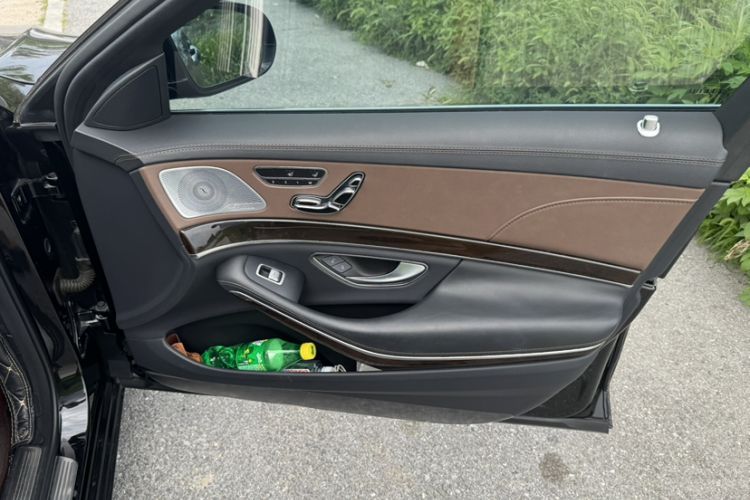 Used Mercedes-Benz Maybach S-Class 2018 S 450 4MATIC Interior 9