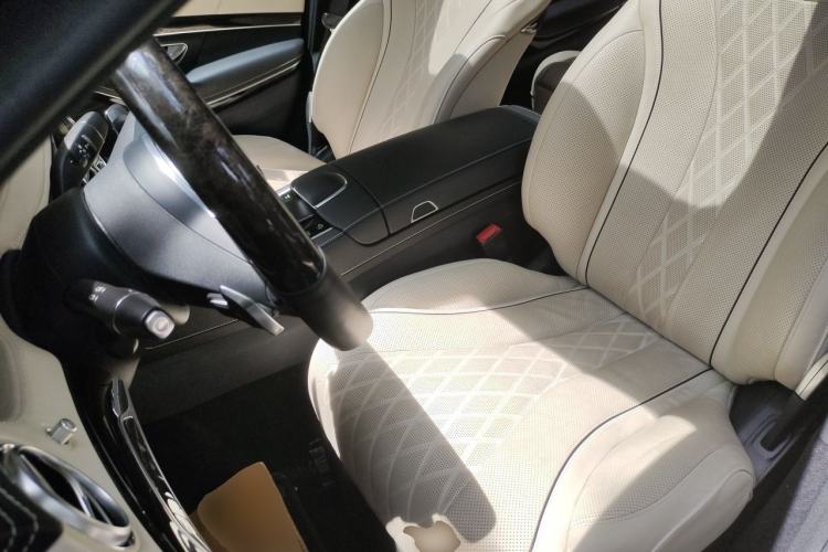 Used Mercedes-Benz Maybach S-Class 2018 S 450 4MATIC Left Front Seat