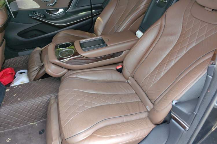 Used Mercedes-Benz Maybach S-Class 2018 S 450 4MATIC Left Rear Seat