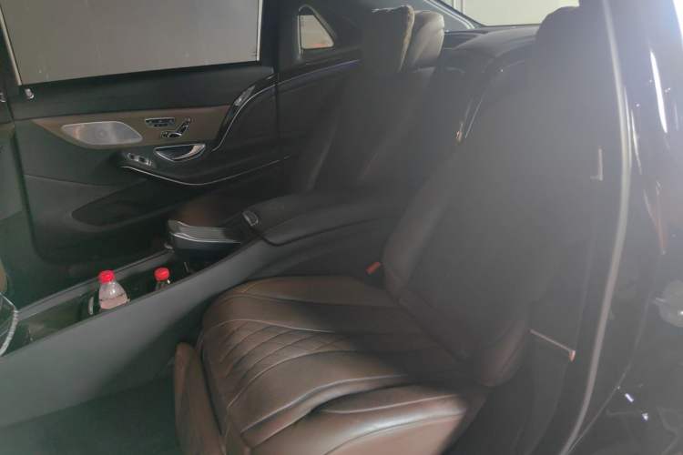 Used Mercedes-Benz Maybach S-Class 2018 S 560 4MATIC Left Rear Seat