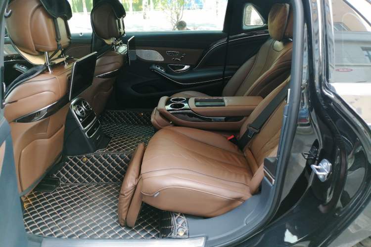 Used Mercedes-Benz Maybach S-Class 2018 S 450 4MATIC Left Rear Seat