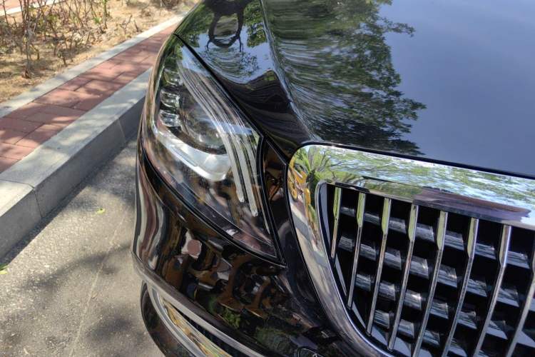 Used Mercedes-Benz Maybach S-Class 2018 S 450 4MATIC Right Front Headlight