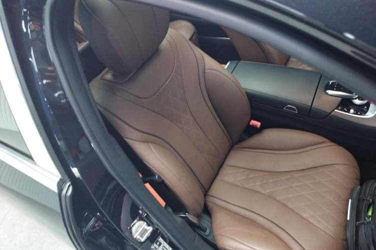 Used Mercedes-Benz Maybach S-Class 2018 S 450 4MATIC Right Front Seat
