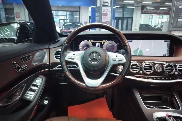 Used Mercedes-Benz Maybach S-Class 2018 S 450 4MATIC Steering Wheel