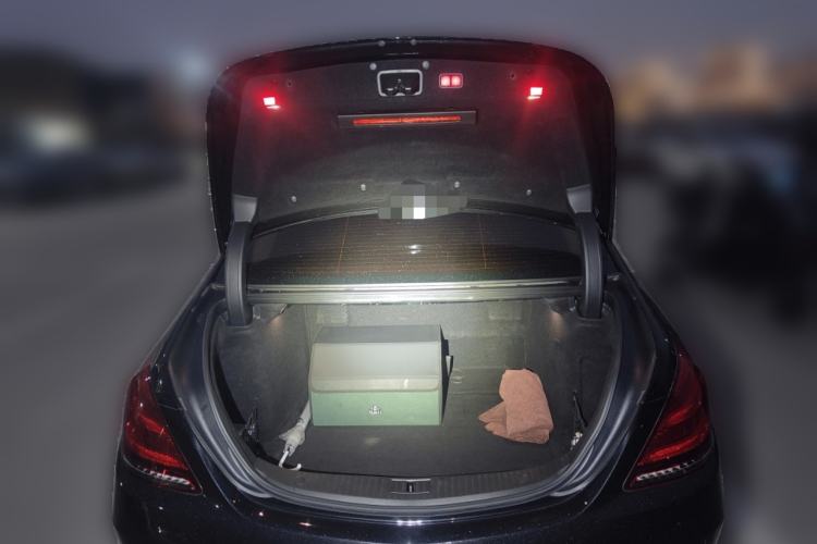 Used Mercedes-Benz Maybach S-Class 2018 S 450 4MATIC Trunk