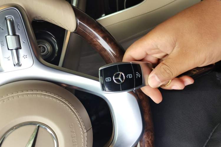Used Mercedes-Benz Maybach S-Class 2018 S 450 4MATIC Vehicle Key