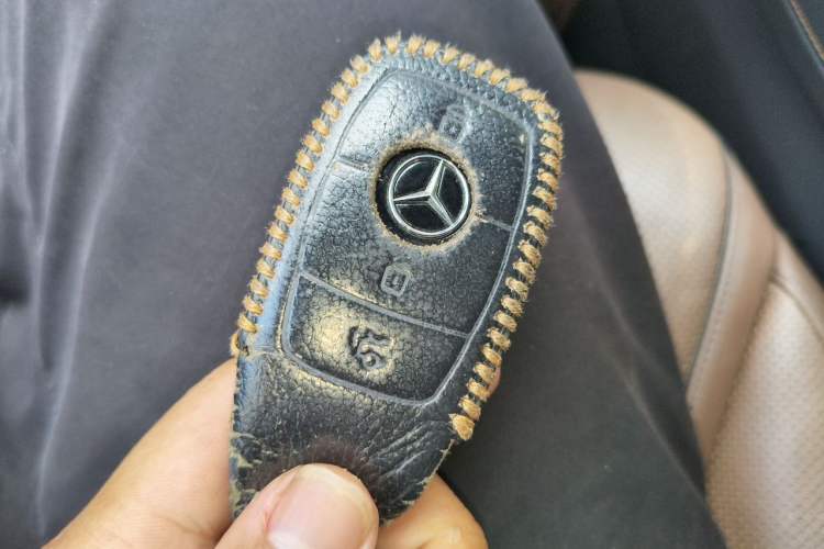 Used Mercedes-Benz Maybach S-Class 2018 S 450 4MATIC Vehicle Key