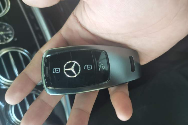 Used Mercedes-Benz Maybach S-Class 2018 S 450 4MATIC Vehicle Key