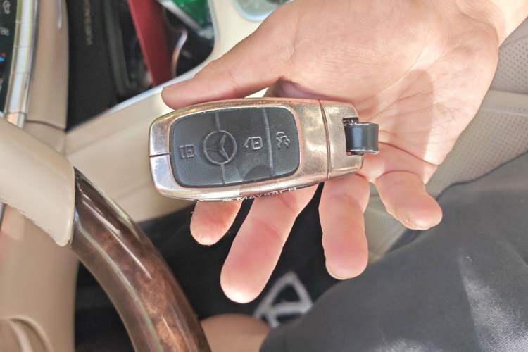 Used Mercedes-Benz Maybach S-Class 2018 S 450 4MATIC Vehicle Key